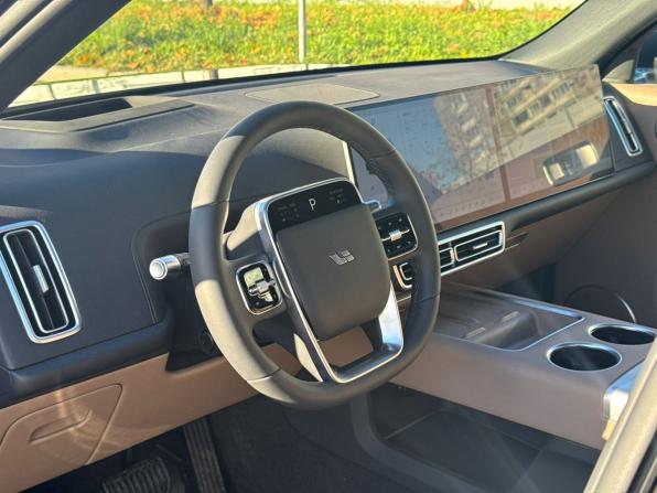 Новый Li Auto (Lixiang) L7 I Рестайлинг 2025 года, цена 8 400 000 рублей, внедорожник, Автокод Объявления