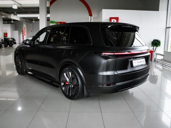 Li Auto (Lixiang) L9 I с пробегом 2023 года, цена 6 635 000 рублей, 57442 км, внедорожник, Автокод Объявления