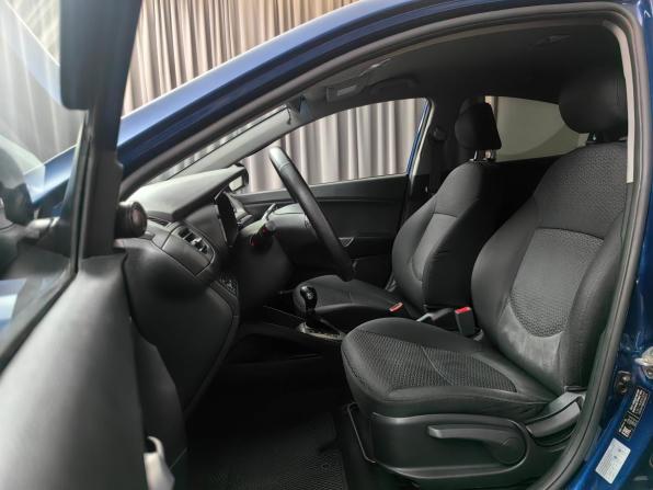 Kia Rio III Рестайлинг с пробегом 2016 года, цена 1 095 000 рублей, 154014 км, седан, Автокод Объявления