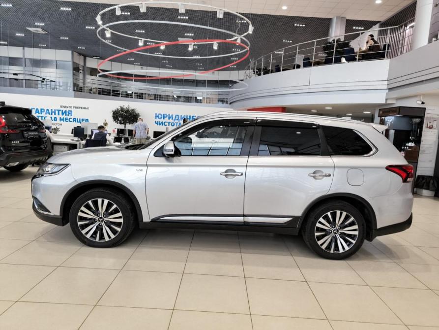 Mitsubishi Outlander III Рестайлинг 3 Казань  - изображение 10