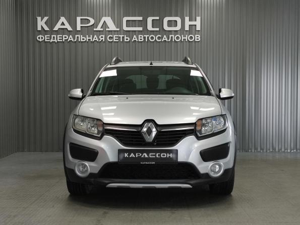 Renault Sandero II с пробегом 2015 года, цена 730 000 рублей, 137000 км, хэтчбек, Автокод Объявления