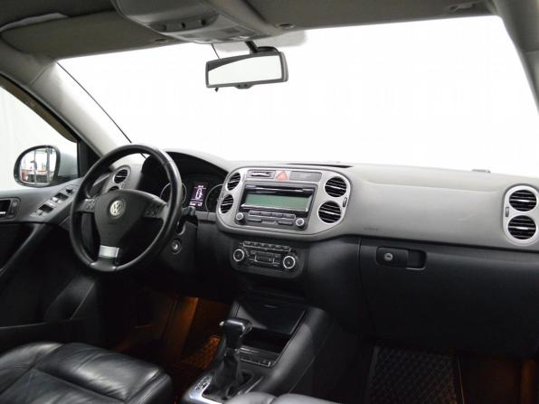 Volkswagen Tiguan I с пробегом 2010 года, цена 800 000 рублей, 252688 км, внедорожник, Автокод Объявления