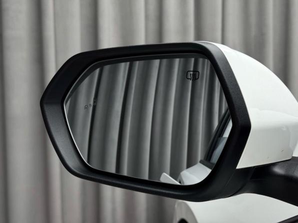 Changan Lamore с пробегом 2024 года, цена 2 249 000 рублей, 15412 км, седан, Автокод Объявления