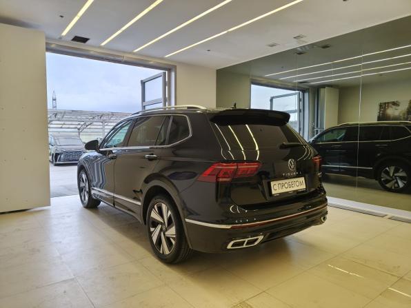 Volkswagen Tiguan II Рестайлинг (China Market) с пробегом 2023 года, цена 4 100 000 рублей, 47800 км, внедорожник, Автокод Объявления