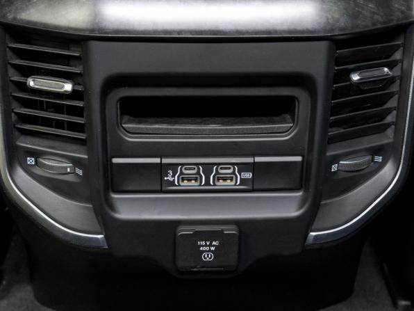 Ram 1500 V с пробегом 2019 года, цена 6 399 000 рублей, 18987 км, пикап, Автокод Объявления