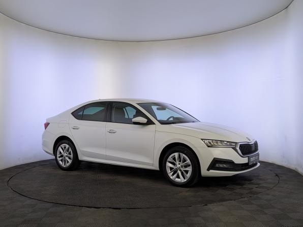 Skoda Octavia IV (A8) с пробегом 2020 года, цена 2 100 000 рублей, 108915 км, лифтбек, Автокод Объявления