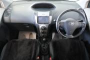 Toyota Vitz II (XP90) Омск  - изображение 33
