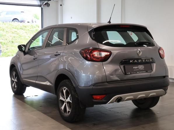 Renault Kaptur I с пробегом 2017 года, цена 1 150 000 рублей, 139322 км, внедорожник, Автокод Объявления