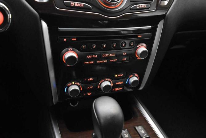 Nissan Pathfinder IV с пробегом 2016 года, цена 2 080 000 рублей, 110038 км, внедорожник, Автокод Объявления