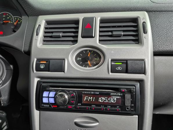 Lada (ВАЗ) Priora I с пробегом 2011 года, цена 299 000 рублей, 174715 км, хэтчбек, Автокод Объявления