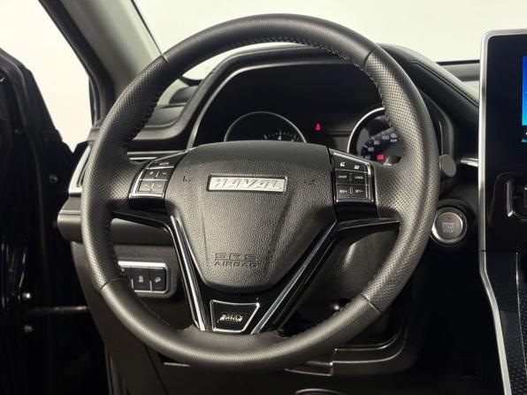 Haval M6 II с пробегом 2023 года, цена 1 860 000 рублей, 40279 км, внедорожник, Автокод Объявления