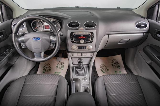 Ford Focus II Рестайлинг с пробегом 2011 года, цена 899 000 рублей, 114100 км, седан, Автокод Объявления