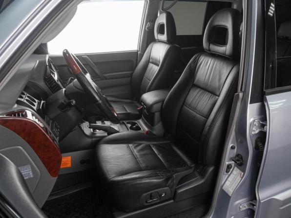 Mitsubishi Pajero III Рестайлинг с пробегом 2004 года, цена 999 000 рублей, 276606 км, внедорожник, Автокод Объявления