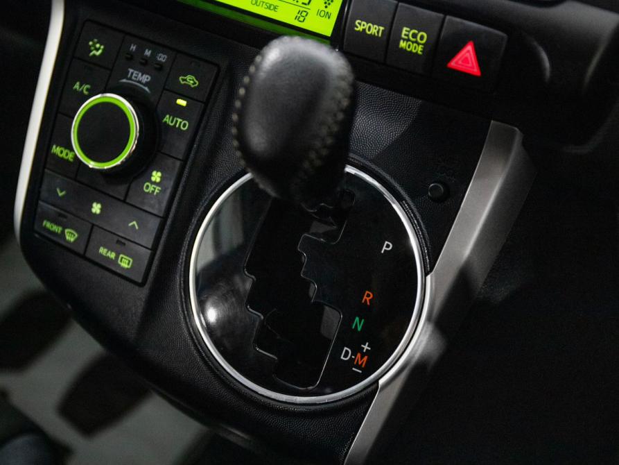 Toyota Wish II Иркутск  - изображение 17