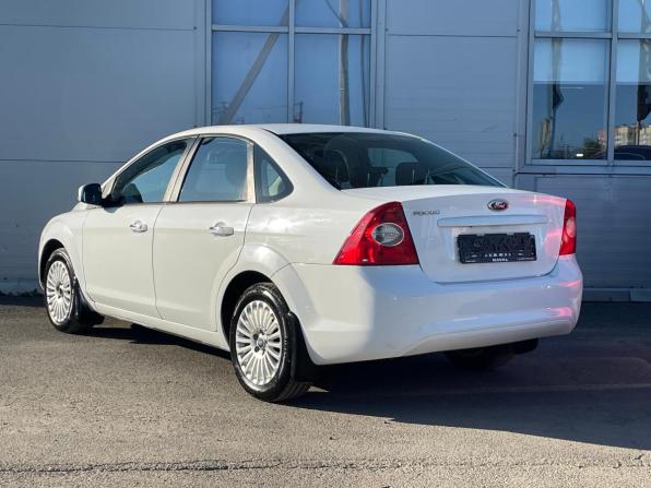 Ford Focus II Рестайлинг с пробегом 2010 года, цена 540 000 рублей, 174805 км, седан, Автокод Объявления
