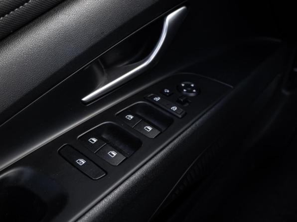 Hyundai Avante VII с пробегом 2020 года, цена 2 400 000 рублей, 31526 км, седан, Автокод Объявления