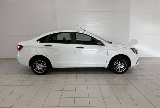 Lada (ВАЗ) Vesta I с пробегом 2020 года, цена 1 160 000 рублей, 63541 км, седан, Автокод Объявления