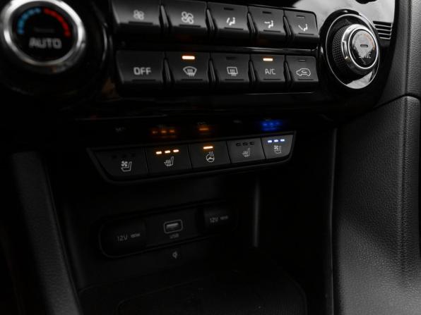 Kia Sportage IV Рестайлинг с пробегом 2019 года, цена 2 920 000 рублей, 64306 км, внедорожник, Автокод Объявления