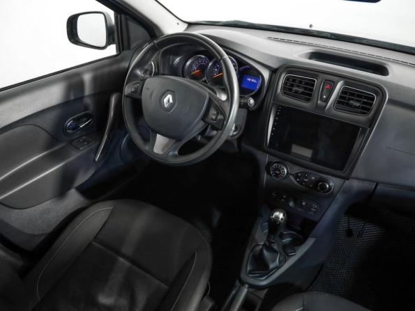 Renault Sandero II с пробегом 2017 года, цена 899 000 рублей, 146782 км, хэтчбек, Автокод Объявления