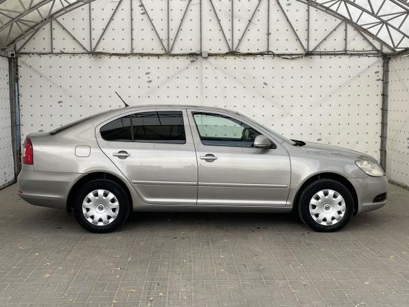 Skoda Octavia II (A5) Рестайлинг с пробегом 2012 года, цена 895 000 рублей, 183564 км, лифтбек, Автокод Объявления