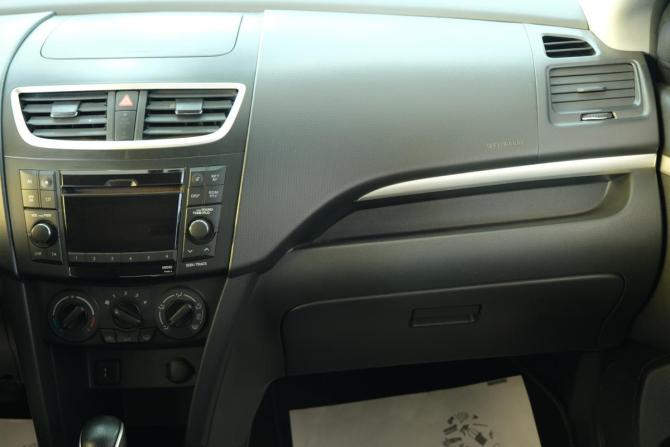 Suzuki Swift IV с пробегом 2012 года, цена 849 000 рублей, 85000 км, хэтчбек, Автокод Объявления