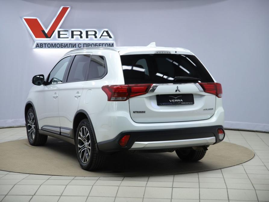 Mitsubishi Outlander III Рестайлинг 2 Уфа  - изображение 7