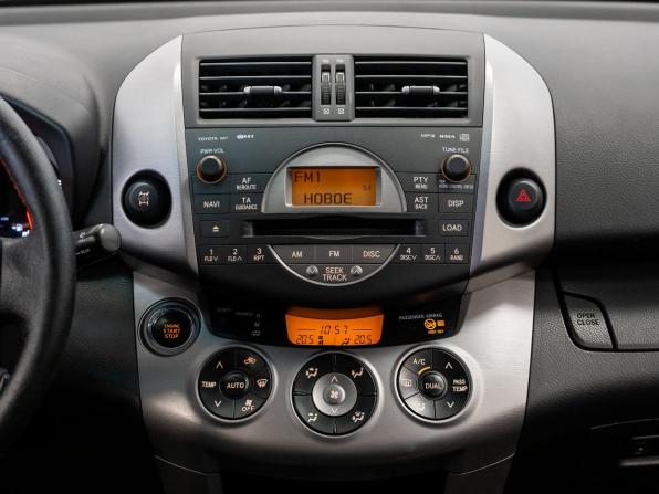 Toyota RAV4 III (XA30) с пробегом 2007 года, цена 950 000 рублей, 181032 км, внедорожник, Автокод Объявления