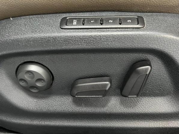 Skoda Yeti I Рестайлинг с пробегом 2014 года, цена 1 445 000 рублей, 189112 км, внедорожник, Автокод Объявления