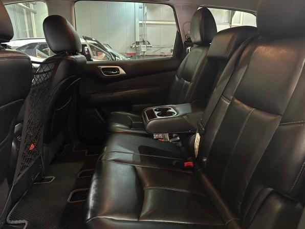 Nissan Pathfinder IV с пробегом 2015 года, цена 1 749 000 рублей, 239270 км, внедорожник, Автокод Объявления