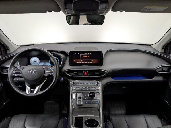 Hyundai Santa Fe IV Рестайлинг с пробегом 2022 года, цена 4 165 000 рублей, 36618 км, внедорожник, Автокод Объявления