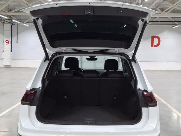 Volkswagen Tiguan II с пробегом 2019 года, цена 3 390 000 рублей, 110928 км, внедорожник, Автокод Объявления