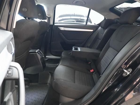 Skoda Octavia III (A7) с пробегом 2016 года, цена 1 359 900 рублей, 243000 км, лифтбек, Автокод Объявления