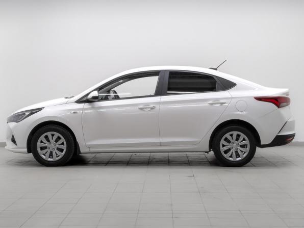 Hyundai Solaris II Рестайлинг с пробегом 2021 года, цена 1 515 000 рублей, 85591 км, седан, Автокод Объявления