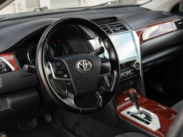 Toyota Camry VII (XV50) с пробегом 2011 года, цена 1 550 000 рублей, 297704 км, седан, Автокод Объявления