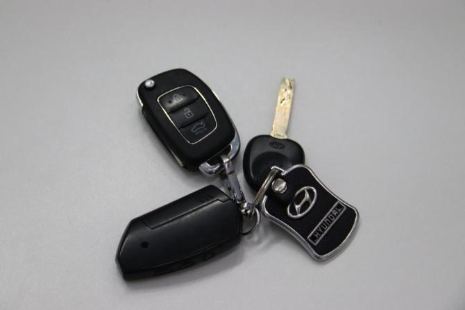 Hyundai Solaris II Рестайлинг с пробегом 2021 года, цена 1 545 450 рублей, 108023 км, седан, Автокод Объявления