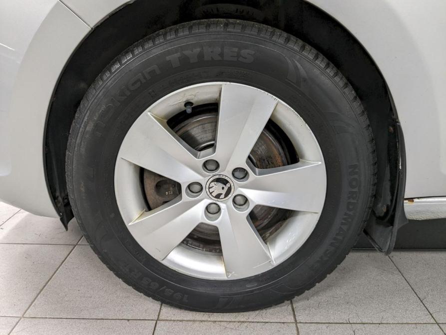 Skoda Rapid I Москва  - изображение 16