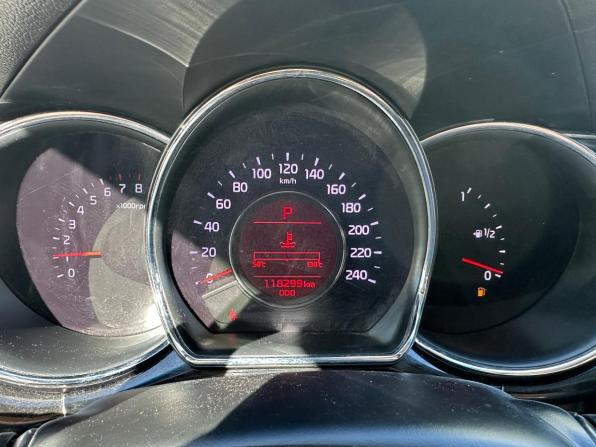 Kia Ceed II Рестайлинг с пробегом 2018 года, цена 1 365 000 рублей, 179540 км, хэтчбек, Автокод Объявления