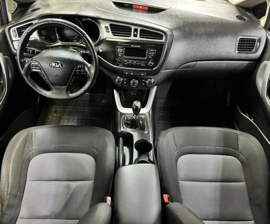 Kia Ceed II с пробегом 2013 года, цена 907 200 рублей, 260000 км, хэтчбек, Автокод Объявления