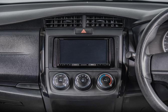 Toyota Corolla XI (E160 E170) Рестайлинг 2 с пробегом 2021 года, цена 1 499 000 рублей, 61000 км, седан, Автокод Объявления