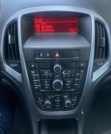 Opel Astra J Рестайлинг с пробегом 2013 года, цена 870 000 рублей, 209970 км, хэтчбек, Автокод Объявления