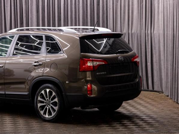 Kia Sorento II Рестайлинг с пробегом 2013 года, цена 1 795 000 рублей, 167000 км, внедорожник, Автокод Объявления