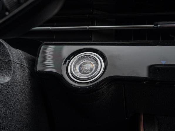 Omoda C5 I с пробегом 2024 года, цена 2 050 000 рублей, 4877 км, внедорожник, Автокод Объявления