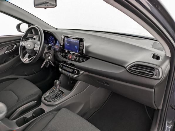 Hyundai i30 III Рестайлинг 2 с пробегом 2022 года, цена 1 820 000 рублей, 103890 км, универсал, Автокод Объявления