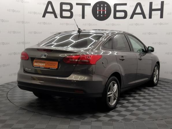 Ford Focus III Рестайлинг с пробегом 2019 года, цена 1 389 000 рублей, 56500 км, седан, Автокод Объявления