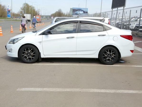 Hyundai Solaris I Рестайлинг с пробегом 2015 года, цена 747 000 рублей, 192500 км, седан, Автокод Объявления