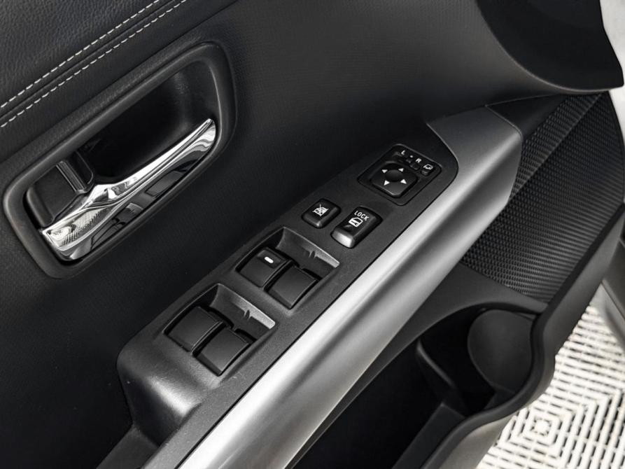 Mitsubishi Outlander II Рестайлинг Санкт-Петербург  - изображение 10