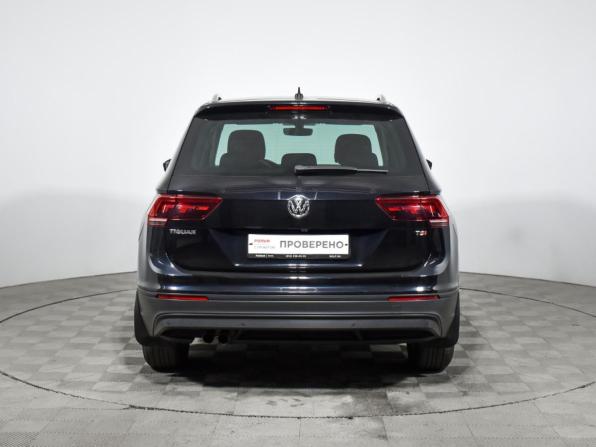 Volkswagen Tiguan II с пробегом 2018 года, цена 1 899 000 рублей, 150010 км, внедорожник, Автокод Объявления