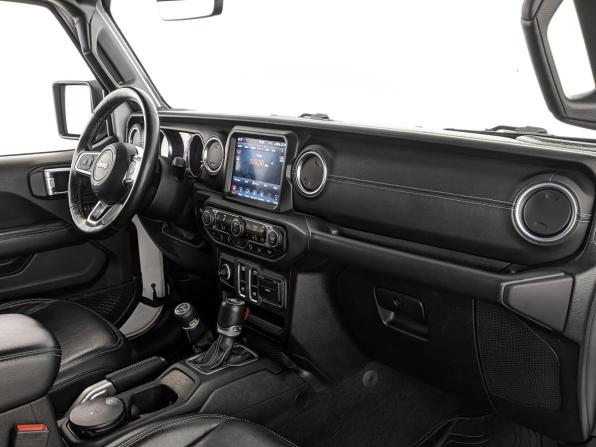 Jeep Wrangler IV (JL) с пробегом 2018 года, цена 3 675 000 рублей, 94416 км, внедорожник, Автокод Объявления