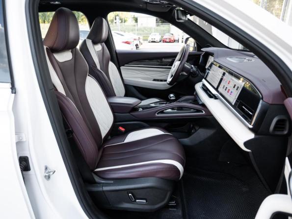 Geely Xingyue L I Рестайлинг с пробегом 2024 года, цена 3 127 000 рублей, 79425 км, внедорожник, Автокод Объявления