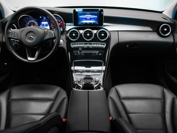 Mercedes-Benz C-Класс IV (W205) с пробегом 2015 года, цена 2 675 000 рублей, 58023 км, седан, Автокод Объявления